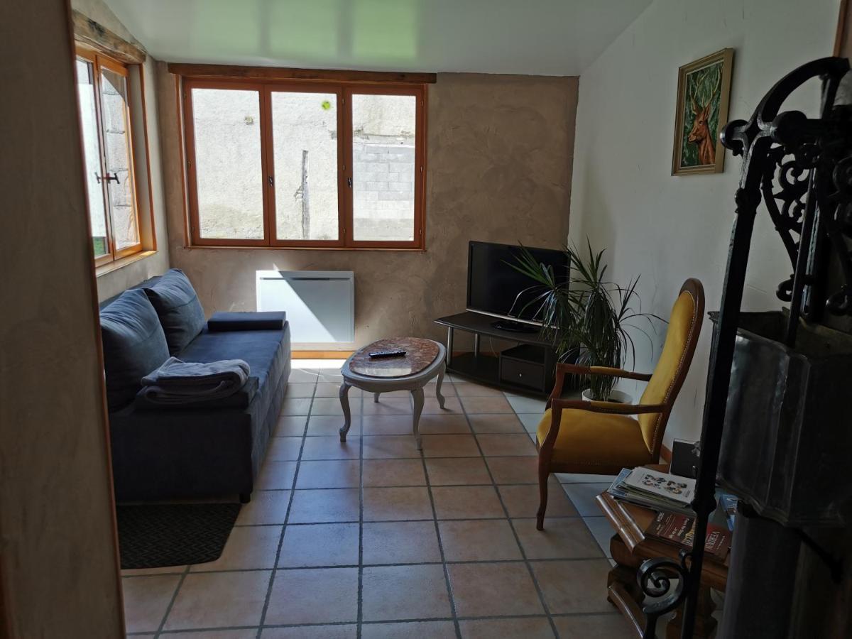 Le Vieux Chene Apartment Parois ภายนอก รูปภาพ